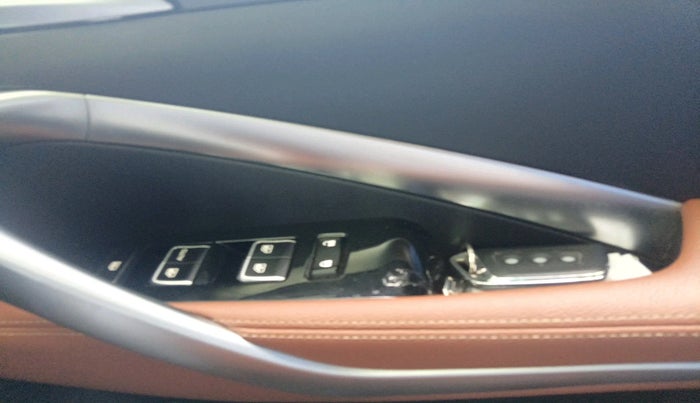 2021 MG HECTOR PLUS SHARP 1.5 PETROL TURBO CVT 6-STR, Petrol, Automatic, 60,776 km, interior