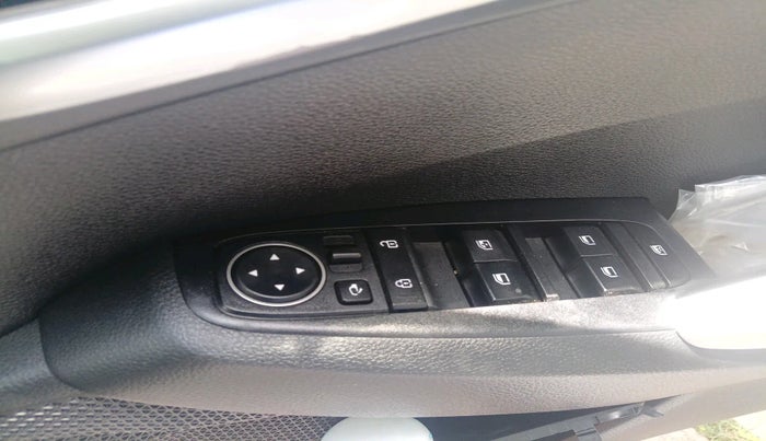 2022 KIA SELTOS HTK PLUS 1.5 DIESEL IMT, Diesel, Manual, 62,805 km, interior