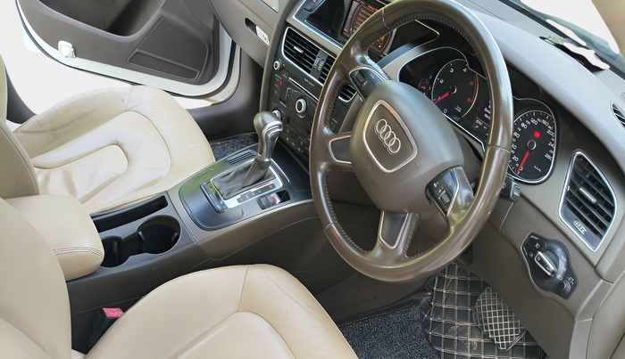 2013 Audi A4 2.0 TDI, Diesel, Automatic, 63,650 km, interior