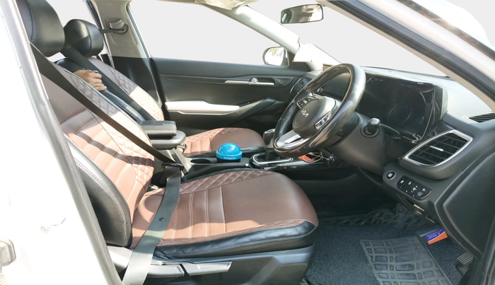 2023 KIA SELTOS HTK PLUS 1.5 DIESEL IMT, Diesel, Manual, 53,983 km, interior