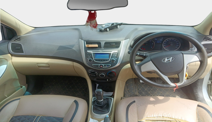 2014 Hyundai Verna FLUIDIC 1.4 CRDI, Diesel, Manual, 90,677 km, interior