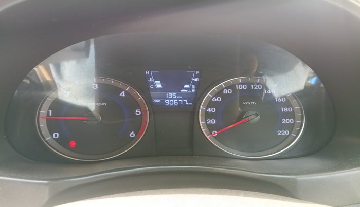 2014 Hyundai Verna FLUIDIC 1.4 CRDI, Diesel, Manual, 90,677 km, interior