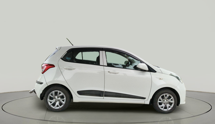 2017 Hyundai Grand i10 SPORTZ 1.2 KAPPA VTVT, Petrol, Manual, 90,532 km, exterior