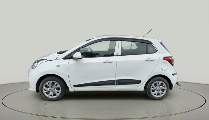 2017 Hyundai Grand i10 SPORTZ 1.2 KAPPA VTVT, Petrol, Manual, 90,532 km, exterior