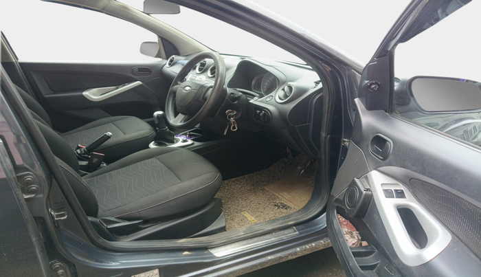 2014 Ford Figo ZXI 1.4 DIESEL, Diesel, Manual, 1,15,062 km, interior
