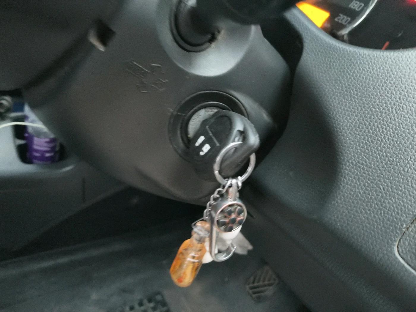 2011 Maruti Swift Dzire VDI, Diesel, Manual, 2,12,103 km, interior
