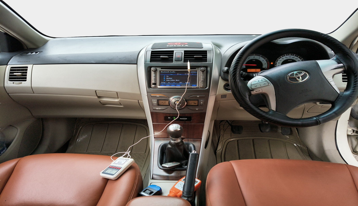 2011 Toyota Corolla Altis G PETROL, Petrol, Manual, 80,462 km, interior