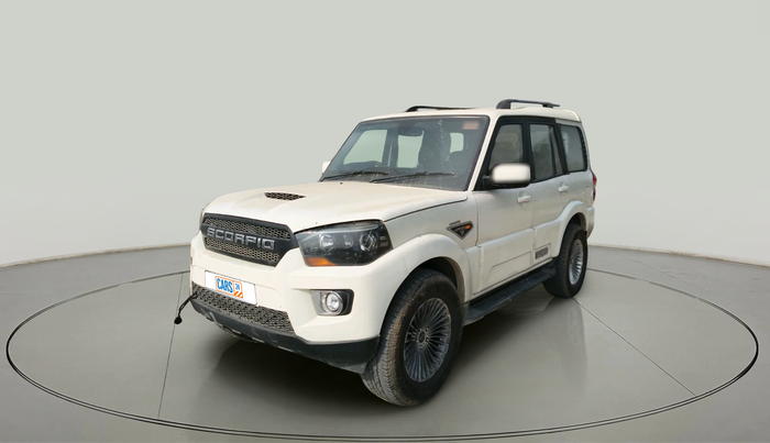 2016 Mahindra Scorpio S10 AT, Diesel, Automatic, 99,437 km, exterior