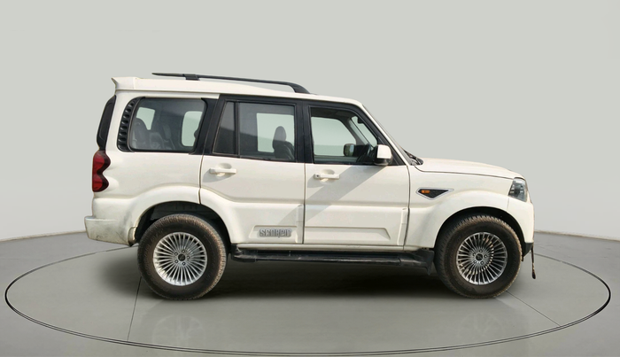 2016 Mahindra Scorpio S10 AT, Diesel, Automatic, 99,437 km, exterior