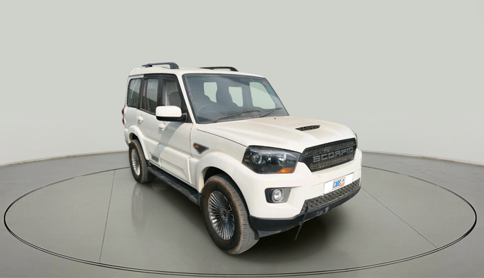 2016 Mahindra Scorpio S10 AT, Diesel, Automatic, 99,437 km, exterior