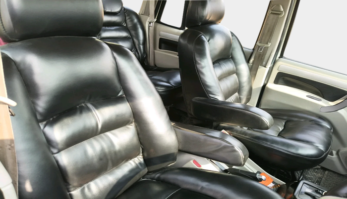 2016 Mahindra Scorpio S10 AT, Diesel, Automatic, 99,437 km, interior