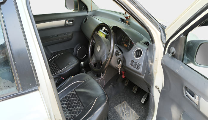 2010 Maruti Swift VDI, Diesel, Manual, 1,15,832 km, interior