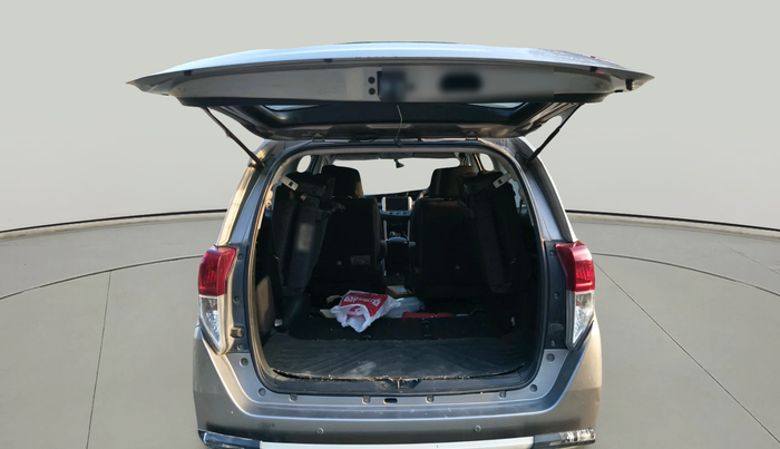 2017 Toyota Innova Crysta 2.8 GX AT 7 STR, Diesel, Automatic, 1,17,671 km, exterior