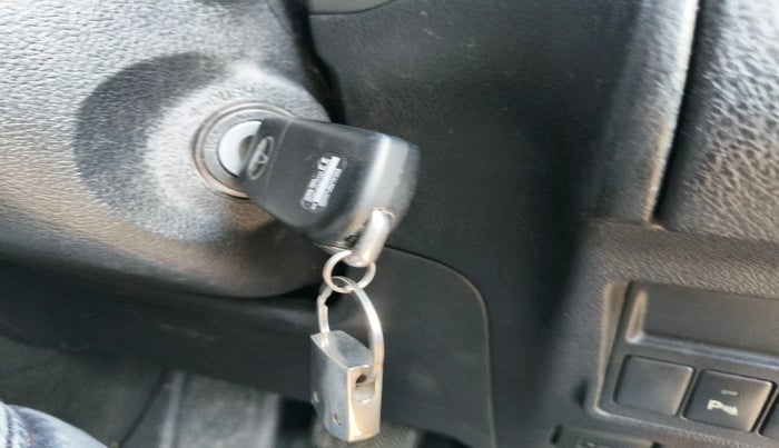 2017 Toyota Innova Crysta 2.8 GX AT 7 STR, Diesel, Automatic, 1,17,671 km, interior