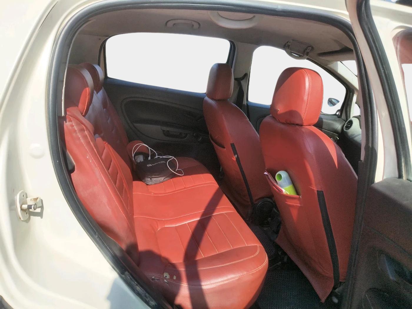 2015 Fiat Avventura DYNAMIC MULTIJET 1.3, Diesel, Manual, 84,359 km, interior