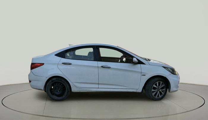 2014 Hyundai Verna FLUIDIC 1.6 CRDI SX, Diesel, Manual, 1,88,197 km, exterior