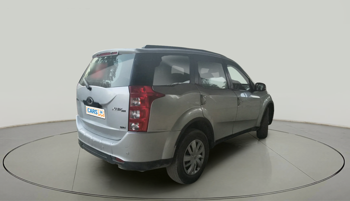 2014 Mahindra XUV500 W6, Diesel, Manual, 1,03,776 km, exterior