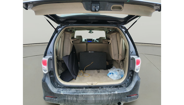 2013 Toyota Fortuner 3.0 4X2 AT, Diesel, Automatic, 92,132 km, exterior