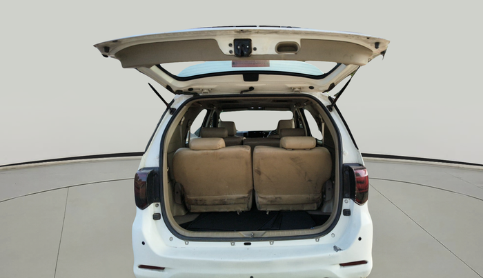 2012 Toyota Fortuner 3.0 4X2 AT, Diesel, Automatic, 1,80,000 km, exterior