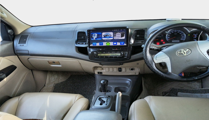 2012 Toyota Fortuner 3.0 4X2 AT, Diesel, Automatic, 1,80,000 km, interior