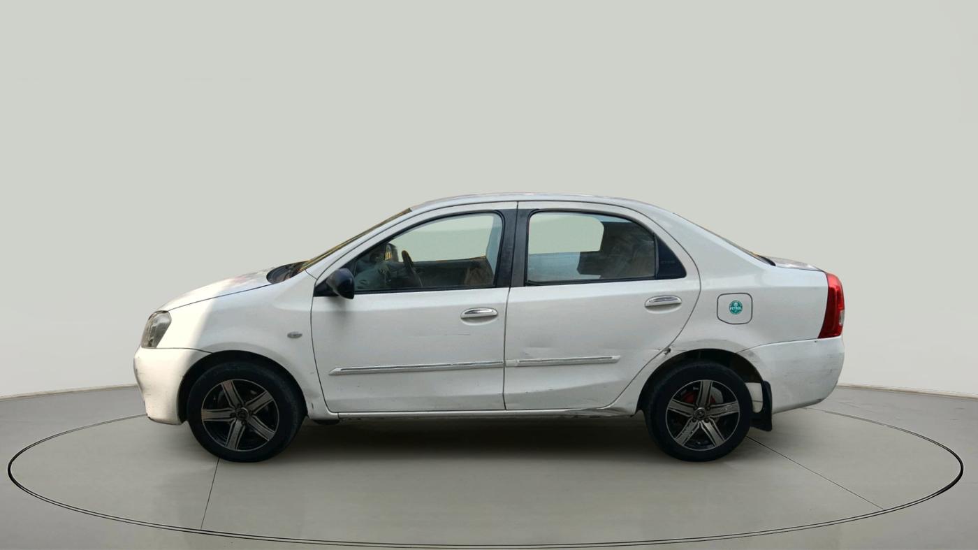 2011 Toyota Etios G, Petrol, Manual, 2,07,402 km, exterior