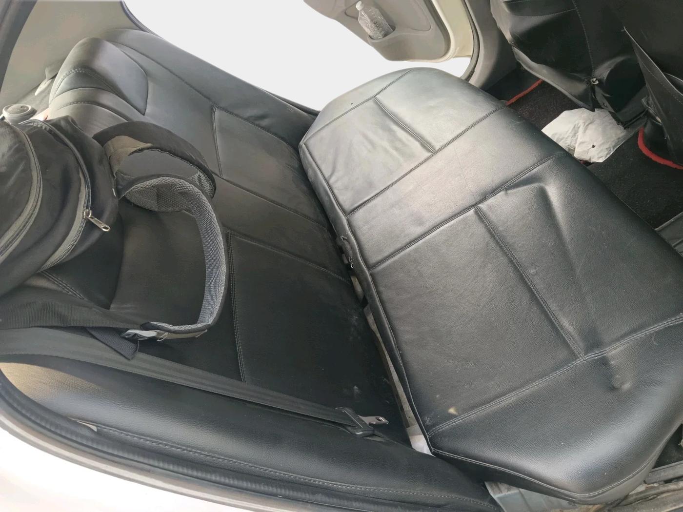 2011 Toyota Etios G, Petrol, Manual, 2,07,402 km, interior