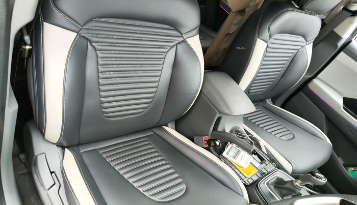 2025 Hyundai Creta E 1.5 PETROL, Petrol, Manual, 8,058 km, interior