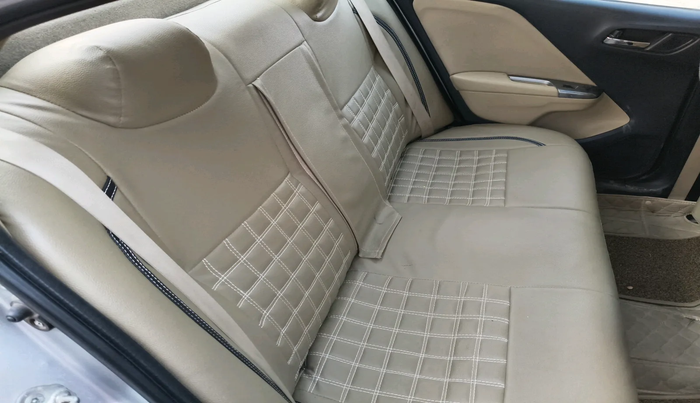 2015 Honda City 1.5L I-DTEC V, Diesel, Manual, 95,965 km, interior