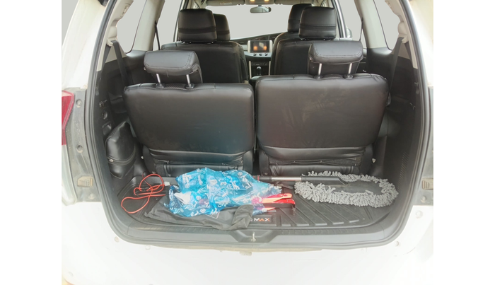 2019 Toyota Innova Crysta 2.4 GX 7 STR, Diesel, Manual, 1,56,859 km, exterior