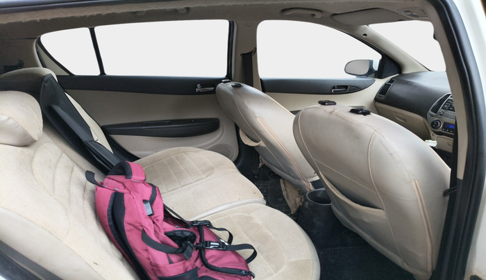 2012 Hyundai i20 SPORTZ (O) 1.4 CRDI, Diesel, Manual, 1,53,451 km, interior