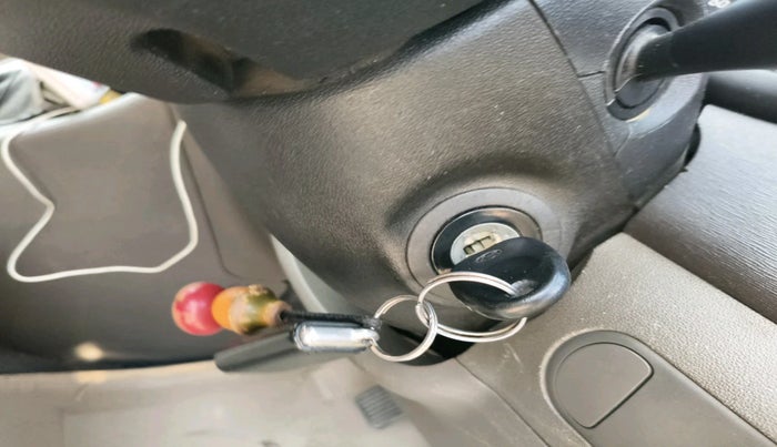 2013 Hyundai i10 MAGNA 1.2, Petrol, Manual, 74,133 km, interior