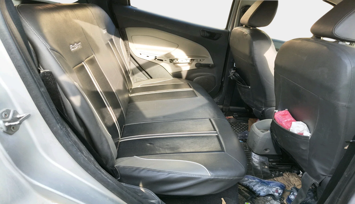 2014 Ford Ecosport AMBIENTE 1.5L DIESEL, Diesel, Manual, 1,05,231 km, interior