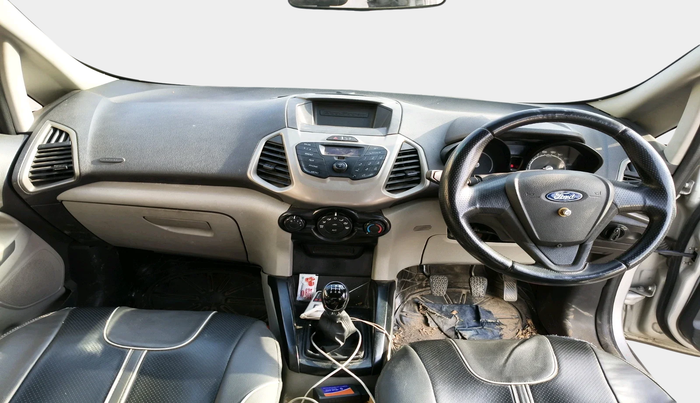 2014 Ford Ecosport AMBIENTE 1.5L DIESEL, Diesel, Manual, 1,05,231 km, interior