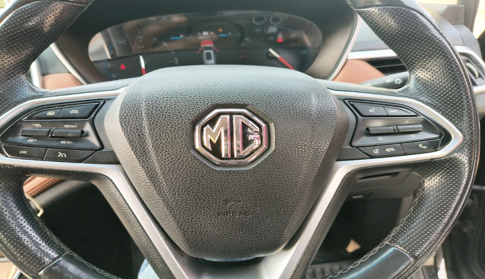 2021 MG HECTOR PLUS SHARP 1.5 PETROL TURBO CVT 6-STR, Petrol, Automatic, 77,654 km, interior