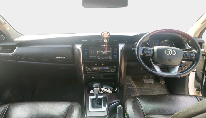 2018 Toyota Fortuner 2.8 4X2 AT, Diesel, Automatic, 4,83,407 km, interior