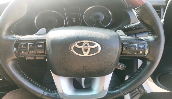 2018 Toyota Fortuner 2.8 4X2 AT, Diesel, Automatic, 4,83,407 km, interior
