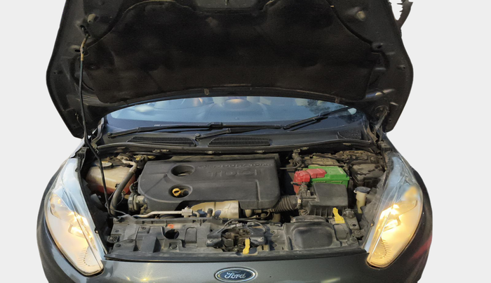2014 Ford Fiesta TITANIUM DIESEL, Diesel, Manual, 82,706 km, exterior