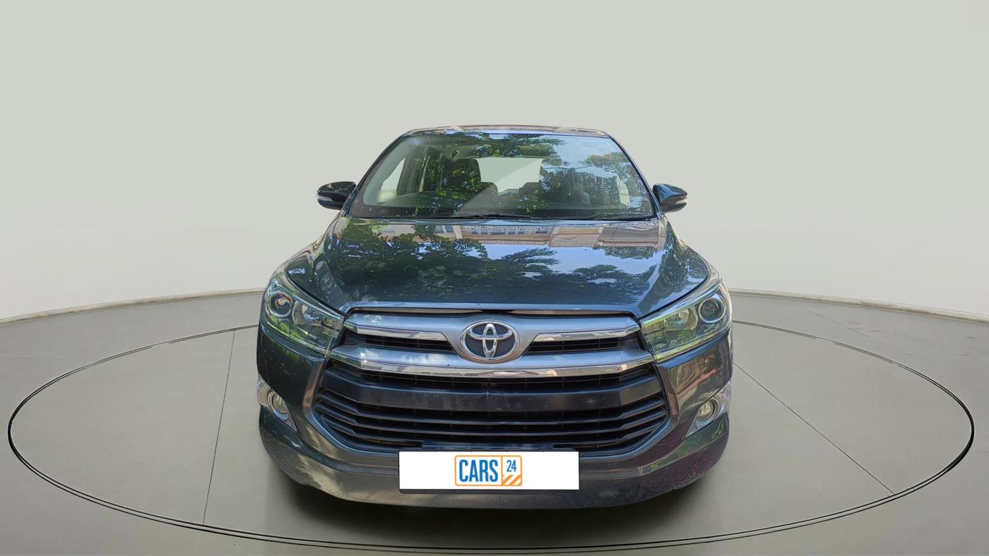 2017 Toyota Innova Crysta 2.4 VX 7 STR, Diesel, Manual, 1,36,247 km, exterior