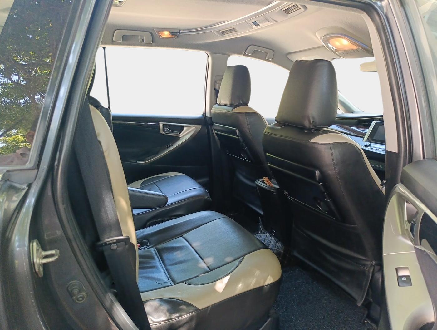 2017 Toyota Innova Crysta 2.4 VX 7 STR, Diesel, Manual, 1,36,247 km, interior
