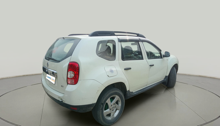 2014 Renault Duster 85 PS RXL DIESEL, Diesel, Manual, 1,30,878 km, exterior
