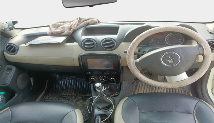 2014 Renault Duster 85 PS RXL DIESEL, Diesel, Manual, 1,30,878 km, interior