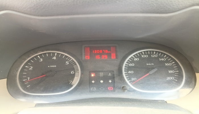 2014 Renault Duster 85 PS RXL DIESEL, Diesel, Manual, 1,30,878 km, interior