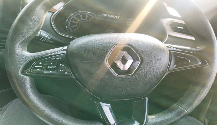 2022 Renault Kiger RXT MT, Petrol, Manual, 52,480 km, interior