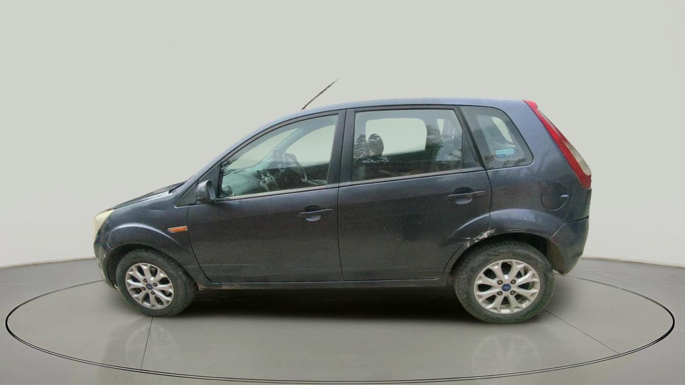 2013 Ford Figo TITANIUM 1.4 DIESEL, Diesel, Manual, 1,35,935 km, exterior