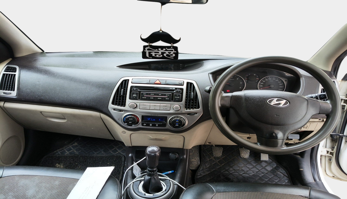2012 Hyundai i20 MAGNA (O) 1.4 CRDI, Diesel, Manual, 1,54,054 km, interior