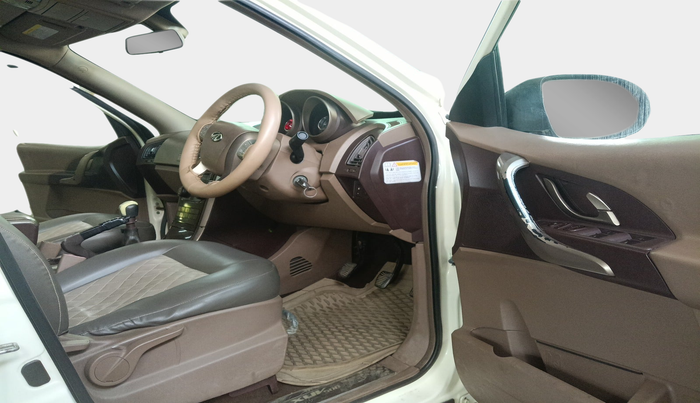 2012 Mahindra XUV500 W8, Diesel, Manual, 81,590 km, interior