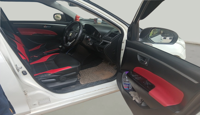2014 Maruti Swift ZDI, Diesel, Manual, 1,18,449 km, interior