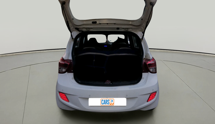 2016 Hyundai Grand i10 SPORTZ 1.2 KAPPA VTVT, Petrol, Manual, 1,66,985 km, exterior