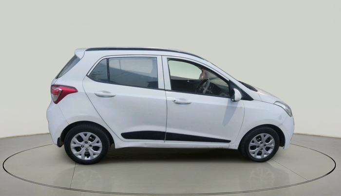 2016 Hyundai Grand i10 SPORTZ 1.2 KAPPA VTVT, Petrol, Manual, 1,66,985 km, exterior