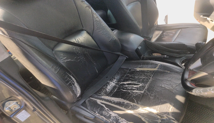 2019 Toyota Innova Crysta 2.4 G 8 STR, Diesel, Manual, 3,65,639 km, interior